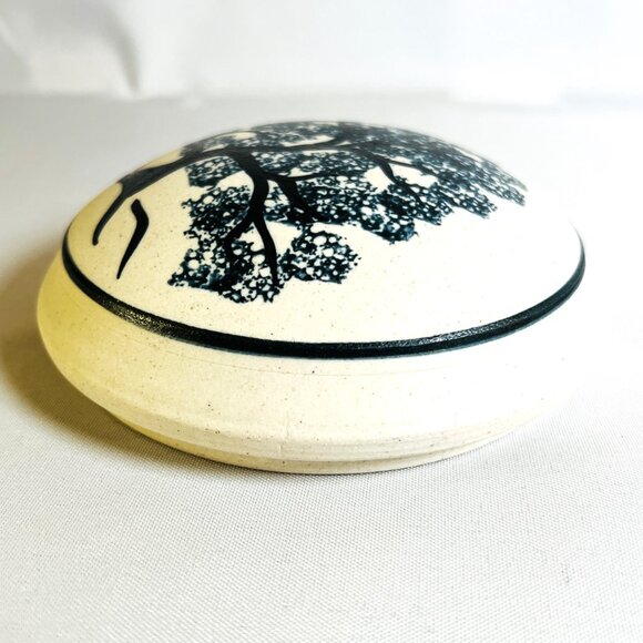 Tree of Life Lidded Trinket Box Vintage Hand Painted Ceramic Cobalt Blue Signed - Picture 12 of 12